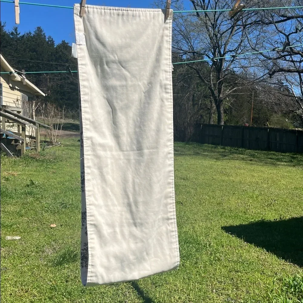 Vintage Laura Ashley Floral Toile Table Runner Cream Color Home Dining Decor